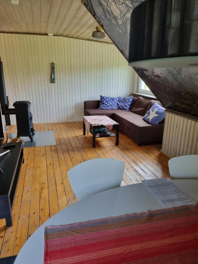 Apartmán Laegenhet Pa Haestgard Ljungbyhed Exteriér fotografie